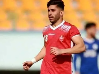 پرسپولیس یک مدافع به خدمت گرفت