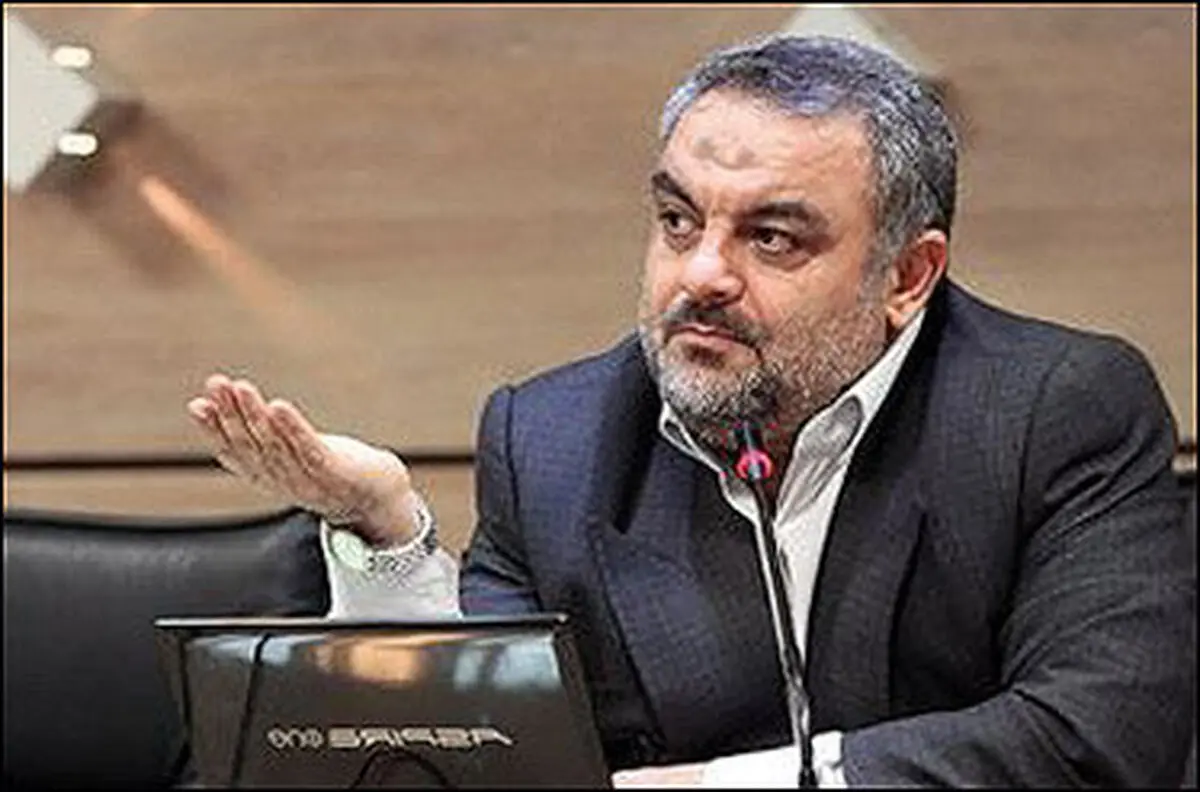 واقعیت‌تراشی معوج و ادعاهای سست برای القاء «دین قدرت است»