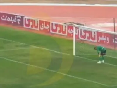 واکنش دروازه‌بان شهر راز شیراز به حواشی بازی با نفت و گاز گچساران/ از آنالیز پنالتی تا اتهام جادوگری