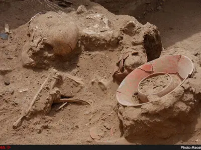 تپه باستانی دامغانی محلِ خوابِ معتادان و کارتن‌خواب‌ها شده/ سرنوشتِ محوطه‌های باستانیِ داخل شهرها تخریب است/ طرح موزه‌ باز شکست خورد