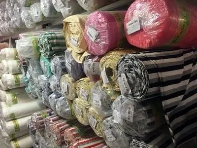 کشف بیش از ۲۰ میلیارد تومان پارچه قاچاق در جنوب تهران