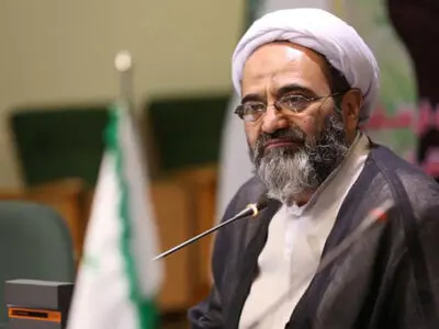 الکترونیکی کردن کتب درسی نباید موجب سردرگمی دانش‌آموزان و نقض عدالت آموزشی شود