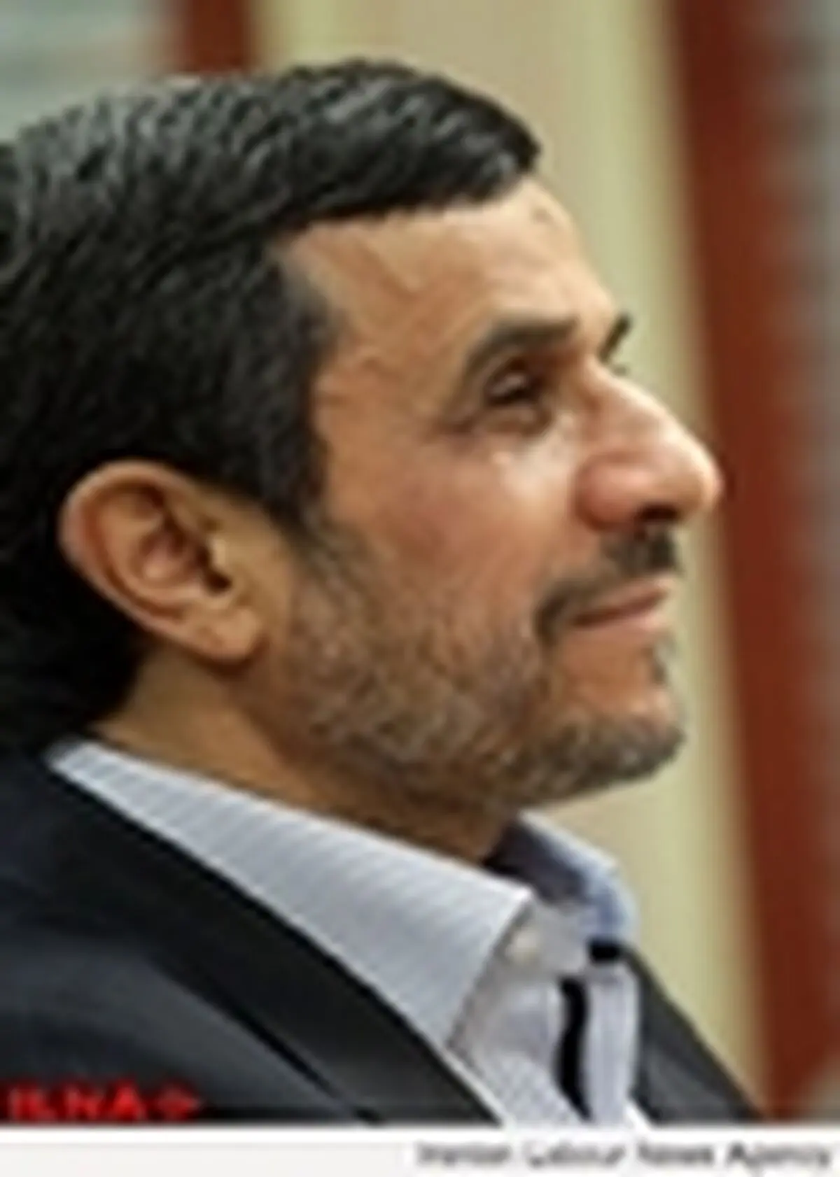 احمدی‌نژاد درگذشت آیت‌الله شیرازی را تسلیت گفت