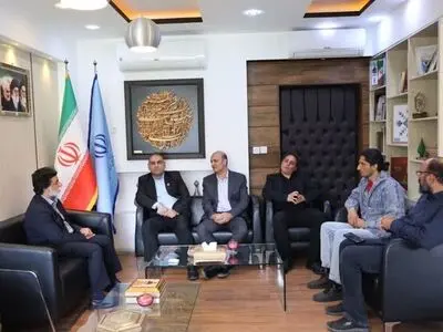 لوح ثبت ملی شیشه‌گری میمند اردیبهشت‌ماه رونمایی می‌شود
