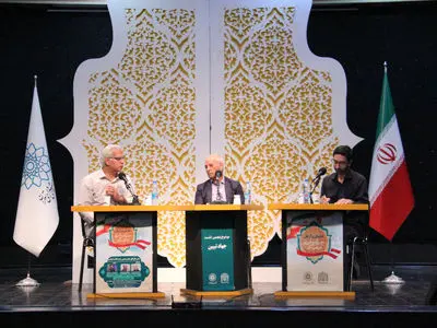 رمان ایرانی زمانی جهانی می‌شود که بومی نوشته شده باشد/ این تلقی که نمی‌توانیم شهادت را نشان بدهیم، اشتباه است