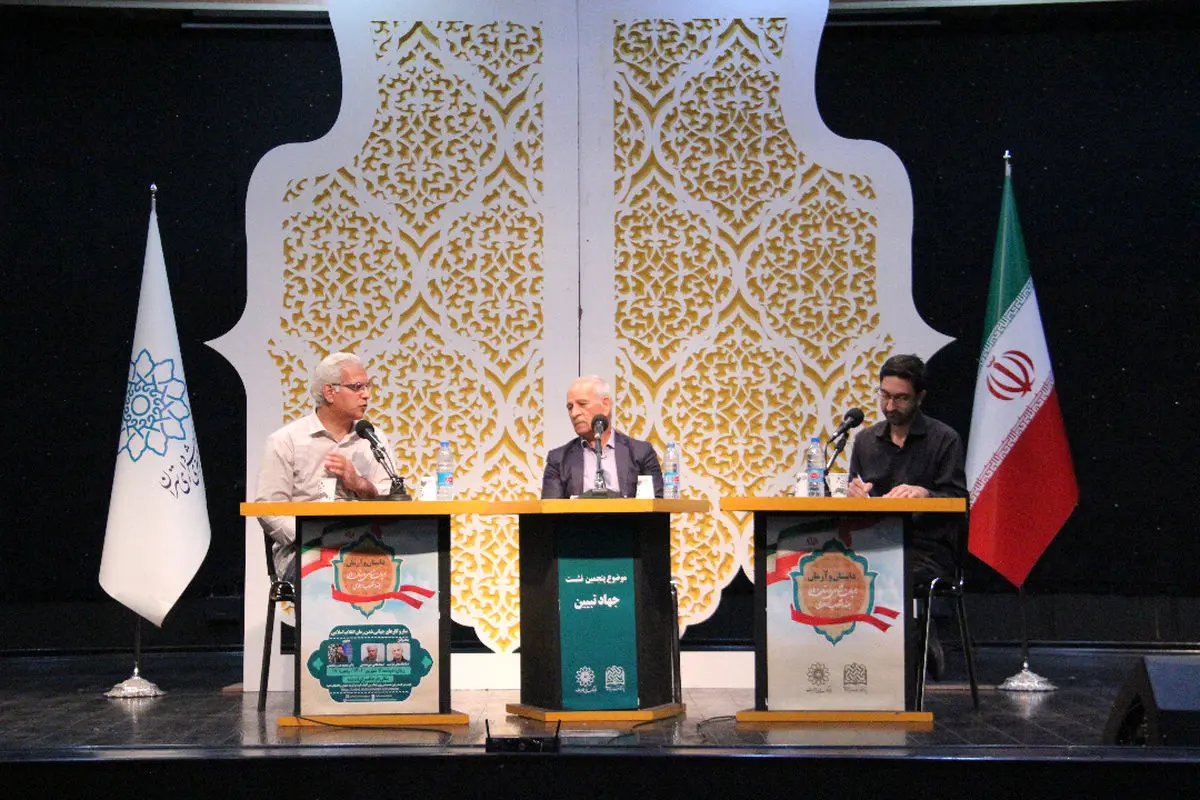 رمان ایرانی زمانی جهانی می‌شود که بومی نوشته شده باشد/ این تلقی که نمی‌توانیم شهادت را نشان بدهیم، اشتباه است