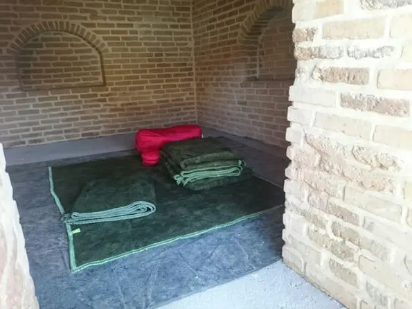 اسکان و پذیرایی از مهمانان نوروزی در کاروانسرای شاه عباسی ماهیدشت