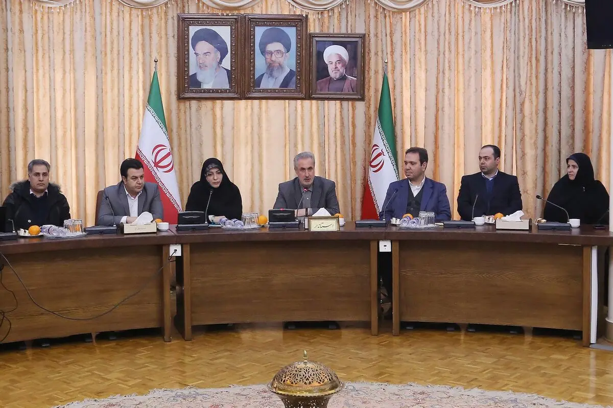 اشتغال زنان نباید مانع وظایف اصلی آنان شود/ بانوان در انتخابات نقش فعال داشته باشند