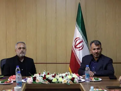 فضاهای آموزشی در زندان‌ها توسعه پیدا کند