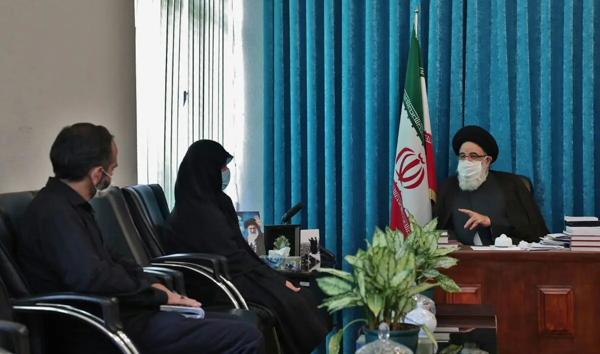 دیدار نامزدهای راه‌یافته به مرحله دوم انتخابات مجلس با نماینده ولی‌فقیه در البرز