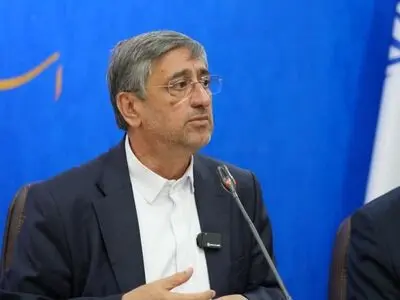 دشمن به نبرد رودرو با جامعه تولید و کارفرمایی برخاسته است/ پرهیز از برخورد قهری با کسبه و مشاغل خرد 