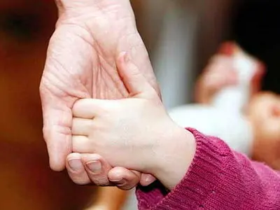 کاهش متوسط زمان ماندگاری کودکان بی‌سرپرست در شیرخوارگاه‌های تهران/تسریع فرآیند فرزندخواندگی