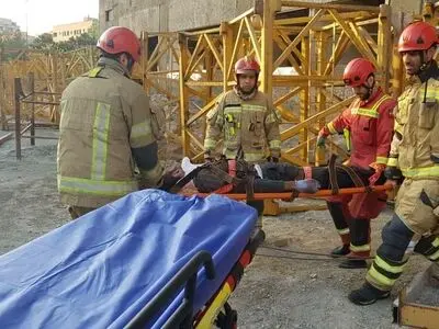 شکستگی جرثقیل تاورکرین باعث مصدومیت دو کارگر شد 