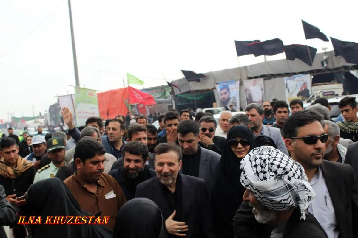 گزارش تصویری بازدید محمود واعظی از مرز چذابه، بیمارستان صحرایی ارتش و قرارگاه فرعی شهدای چذابه