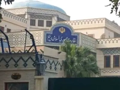 السفارة الإيرانية لدى الهند: قاليباف لن يشارك في اجتماع رؤساء برلمانات "البريكس" لظروف طارئة
