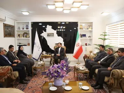 سردفتران، کاتبان عدل هستند