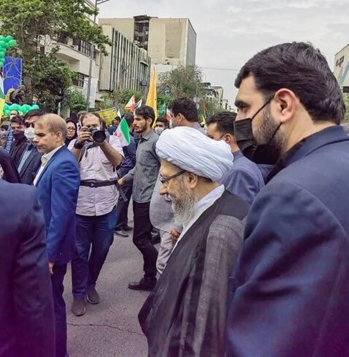 رئیس مجمع تشخیص مصلحت نظام در راهپیمایی روز قدس حضور یافت
