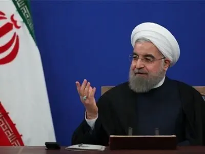 روحانی: ایران تخفض التزاماتها وتبقی باب الدبلوماسیة مفتوحا 