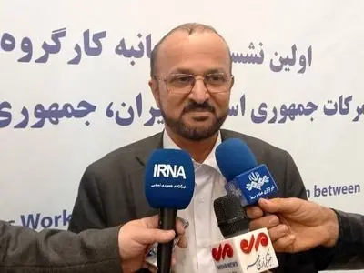 لزوم تسهیل در تردد ۸۰۰ کامیون آماده تردد در مرز ایران و آذربایجان 