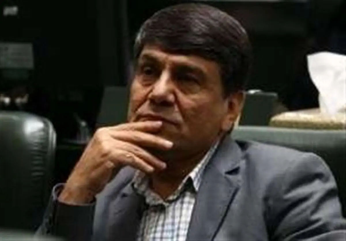 استیضاح وزیر کار رای نخواهد آورد/ربیعی از وزرای پاکدست و طرفدار کارگران است
