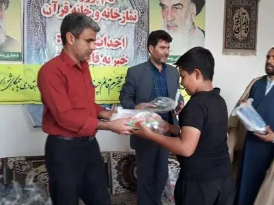 توزیع  250 بسته لوازم التحریر بین دانش آموزان محروم روستاهای بردسکن
