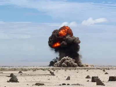 انفجار در انبار مهمات در عدن 