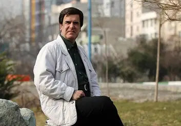 علیفر: جای عادل در گزارشگری خالی است!