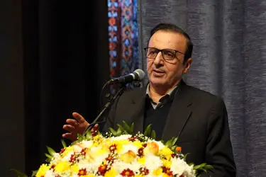 انتقال هویت فرهنگی به نسل جوان با زبان هنر ضروری است