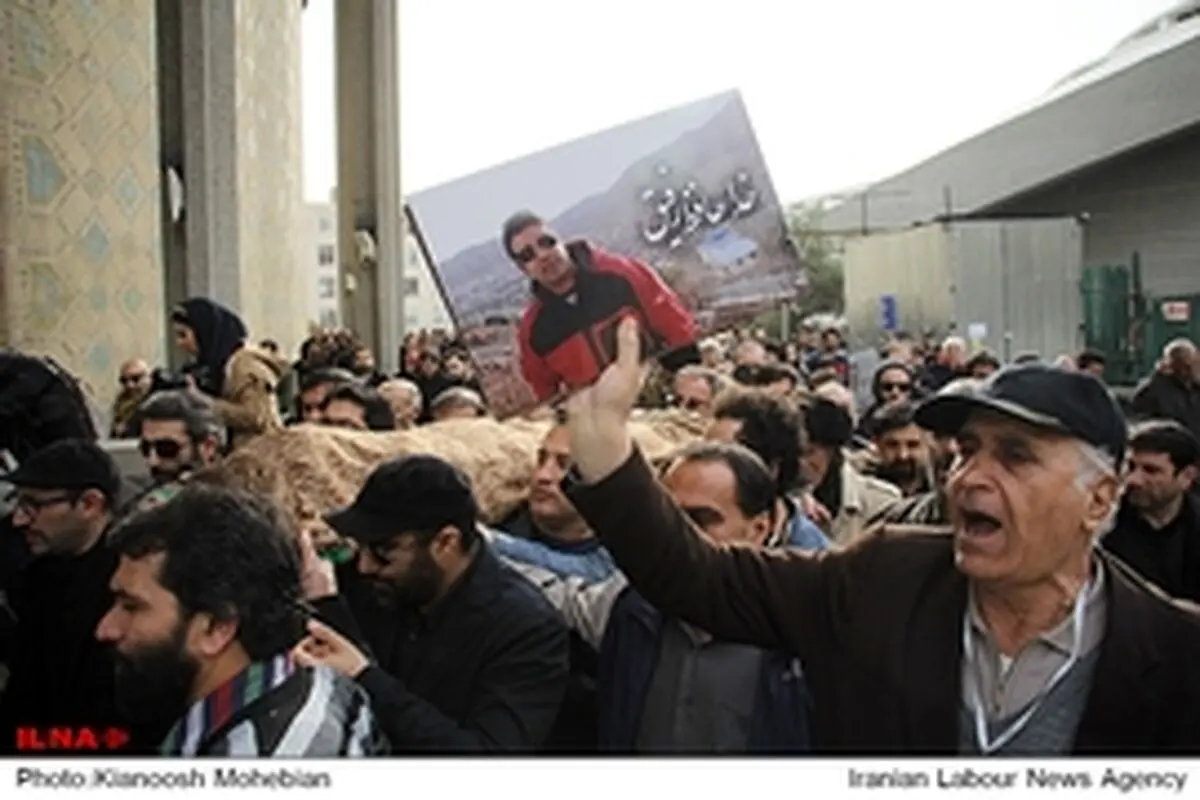 بدرود قهرمان…