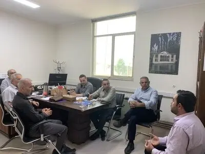 کمیسیون فنی نظارت بر فعالیت دفاتر گردشگری و راهنمایان گردشگری استان سمنان برگزار شد