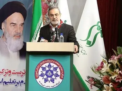 خط‌کشی‌های بین تشکل‌های دانش‌آموزی نباید به دانش آموزان منتقل شود