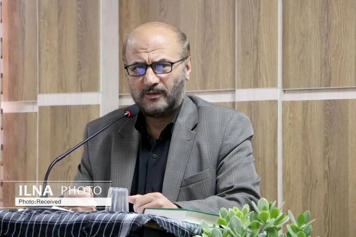معماران آینده کشور معلمان هستند