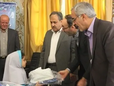 توزیع بیش از ۹۰۰ سبد لوازم التحریر و پوشاک به فرزندان زندانیان تحت پوشش