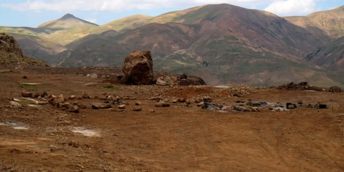 درخواست جوانان روستای «آق‌دره وسط» برای کار در معدن سنگ 