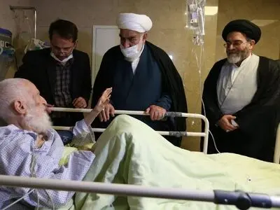 نماینده رهبر انقلاب از آیت‌الله شبیری زنجانی عیادت کرد
