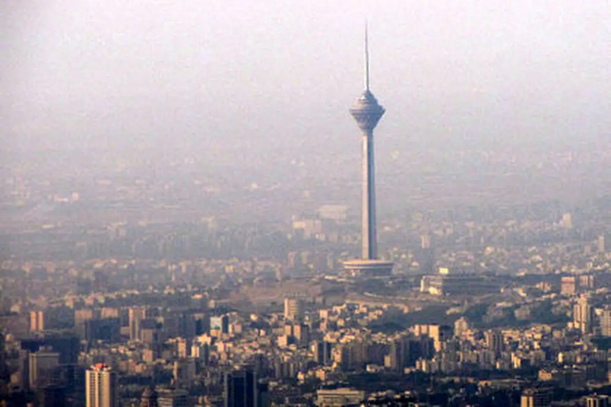 وضعیت قرمز هوای تهران در مناطق ۱۵ و ۱۷
