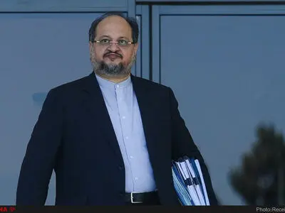 طراحی کلیدواژه "داماد وزیر" برای مقابله با "آقای وزیر"