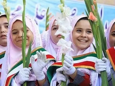 نهمین زنگ دانش آموزان شهید با حضور شهردار تهران نواخته می‌شود