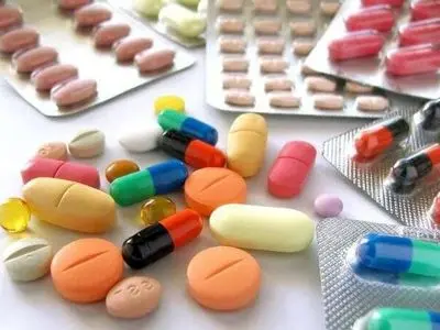 اختلاف قیمت چشمگیر دارو در ایران با کشورهای همسایه 
