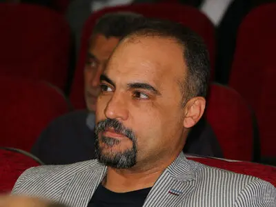 توسعه فضاهای آبی در برنامه ریزی شهر آبادان قرار دارد