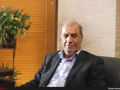 یک میلیون یتیم، زن بی‌سرپرست و بیمار سرطانی در خانواده مستمری‌بگیران داریم/ بازنشستگان دیگر نمی‌توانند گوشت کیلویی ۱۵۰ هزار تومان را بخرند/ شاهد استمرار تورم دو رقمی خواهیم بود