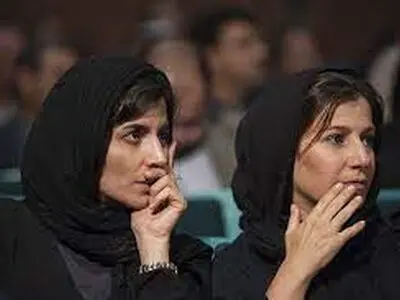 کلیپ دیدنی از لیلا حاتمی و لیلی رشیدی 40 سال پیش
