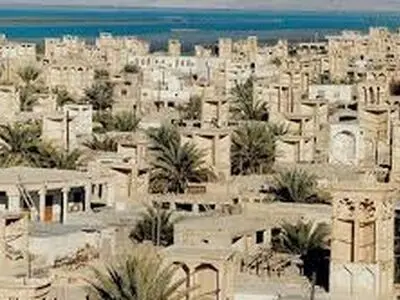 فرونشست قبرستان در پی بارش شدید باران در قشم + فیلم