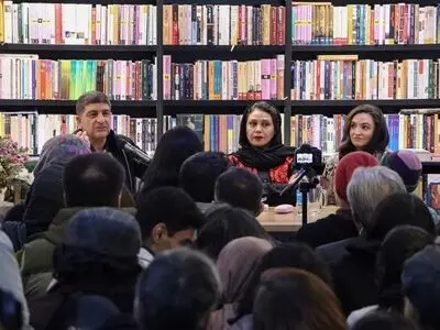 رمان «خیال است دیگر» رونمایی شد