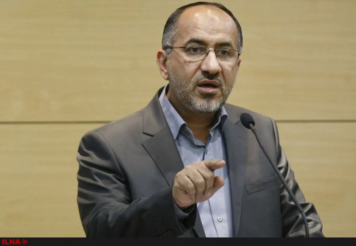 ۸ نفر از ۱۲ عضو شورای نگهبان در جلسه تحلیف حضور داشتند/تصاویر تلویزیون، او را به اشتباه انداخته است 