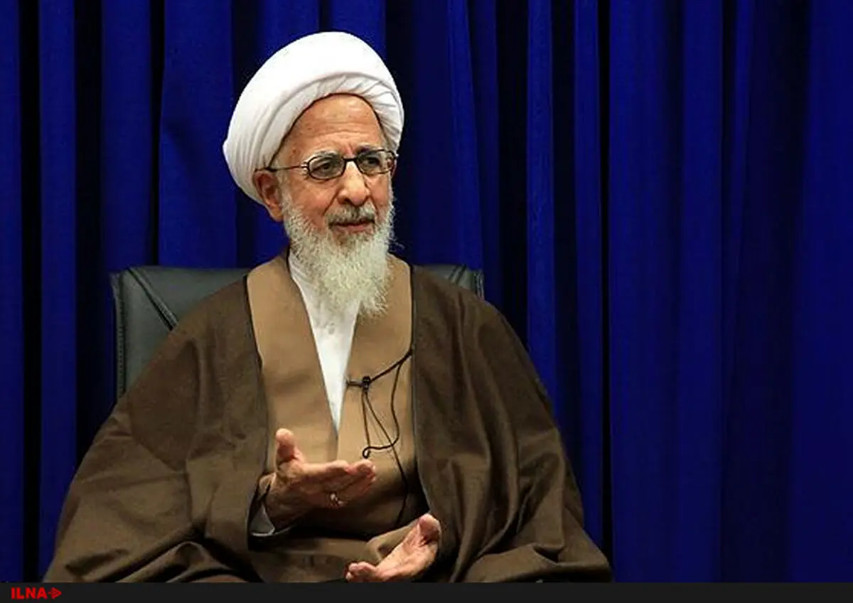 توصیه‌های آیت الله جوادی آملی به معلمان: هر لحظه مقام علمی خود را بالا ببرید