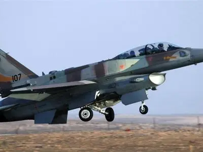 Israel carries out air strikes inside Syria