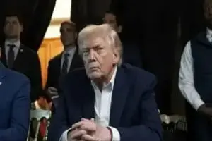 ترامپ: آمریکا به‌طور فعال در حال مذاکره با ایران است 