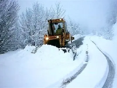 انسداد 17 راه روستایی به علت بارش برف