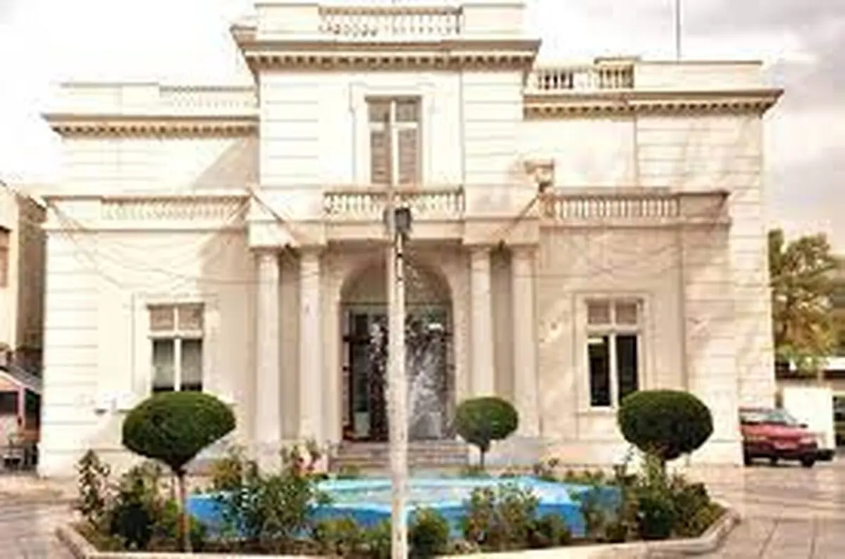"اهداکنندگان مستمر خون" در حال پیر شدن هستند/ ساختمان پایگاه اهدای خون وصال دفتر کار "محمد مصدق "بوده است